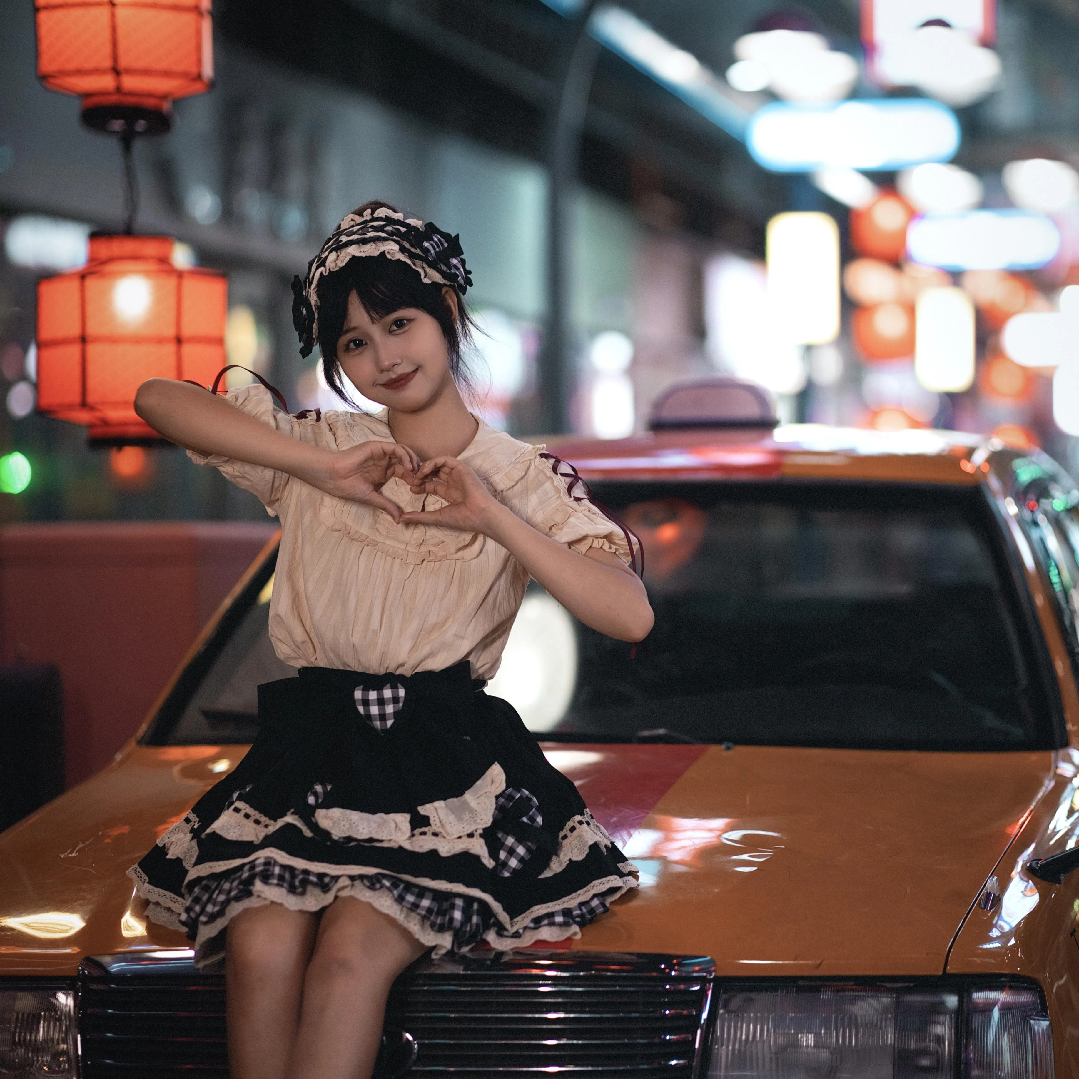 [艺图语] 2022.06.20 Happiness is free 小关 [50P]插图1